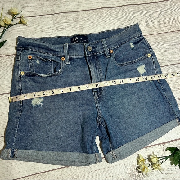 GAP Distressed Mid Rise Denim Short - Picture 11 of 13